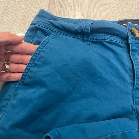 American Eagle Outfitters Stretch Midi Teal Blue Shorts Size 2 - Picture 3 of 8